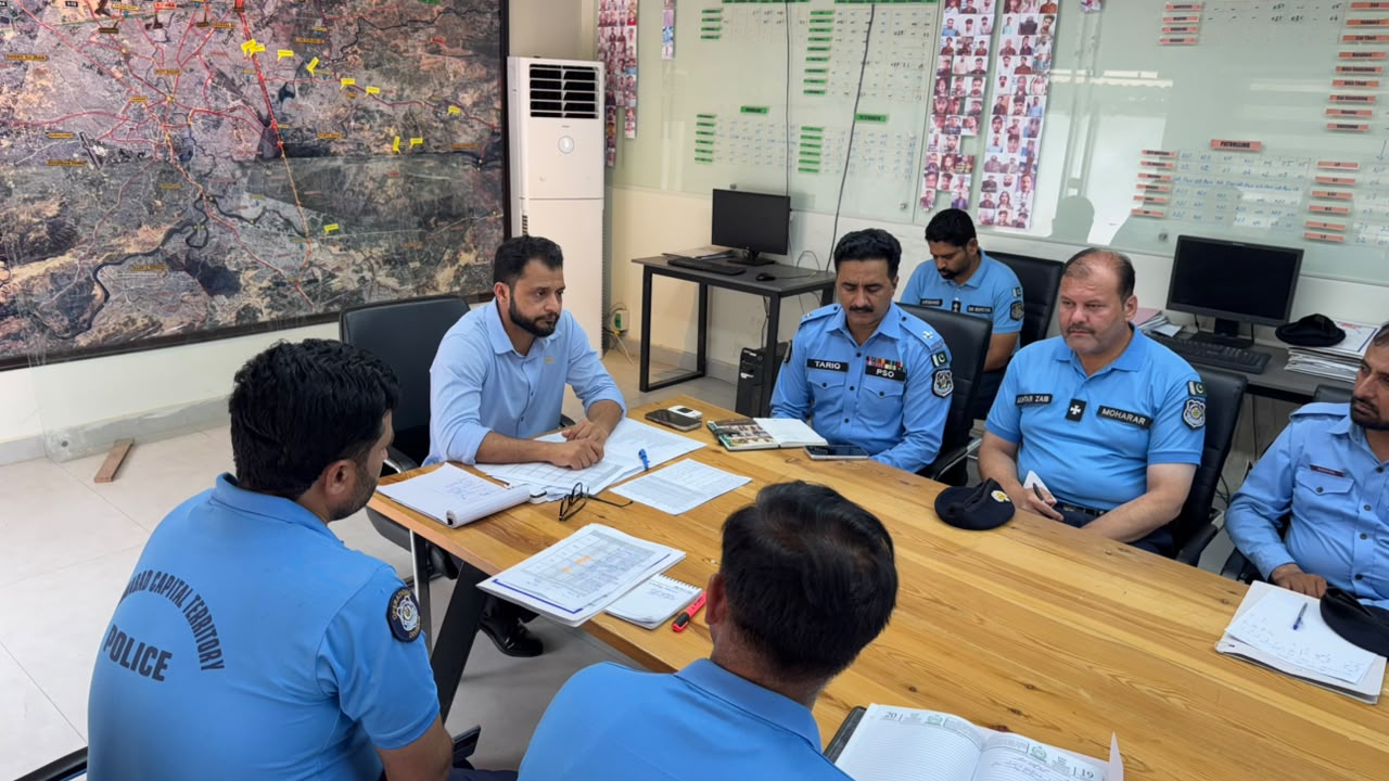 SSP Operations Directs Improved Public Service at Police Stations