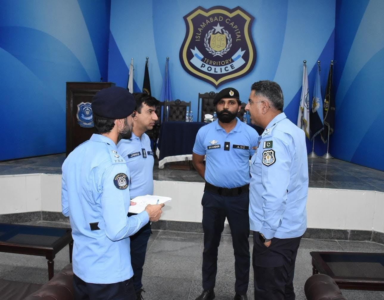 IGP Islamabad Syed Ali Nasir Rizvi briefs Capital Patrol Unit officers, reviews SWAT Force operational preparedness