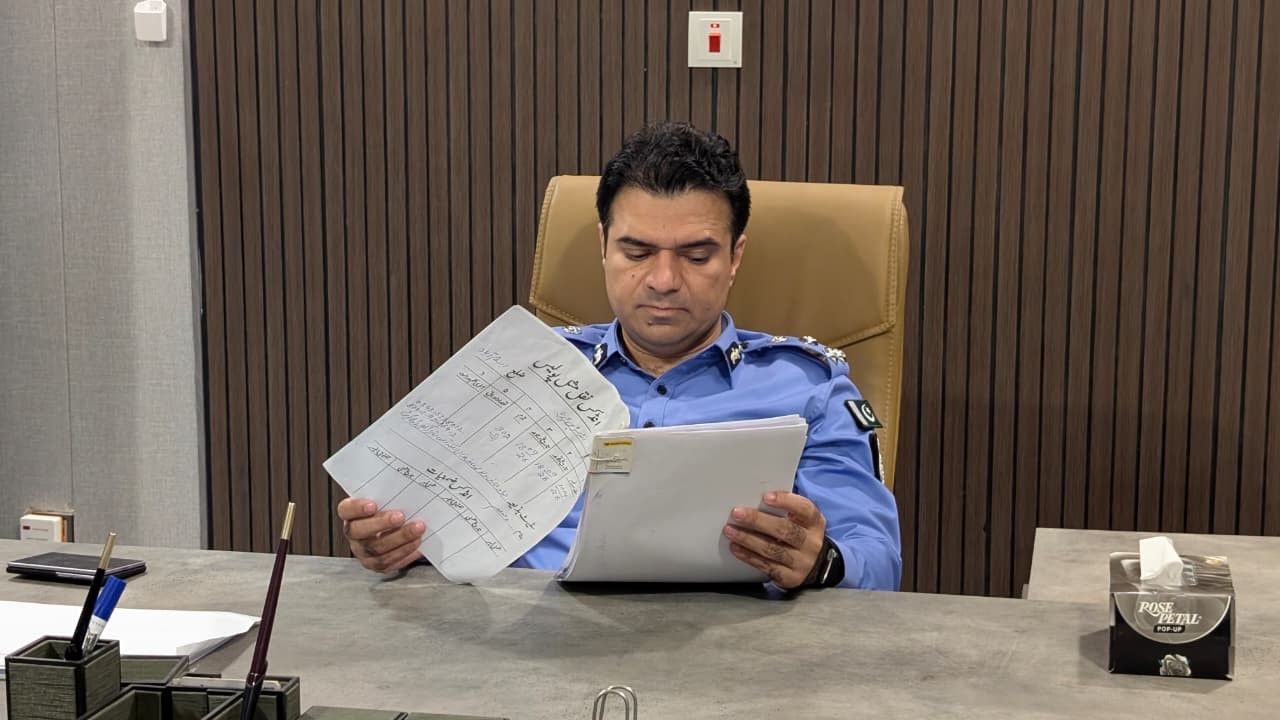 DIG Islamabad and SSP Operations Islamabad Visit Various Police Stations and Duty Points, Review Security Arrangements and Public Facilitation