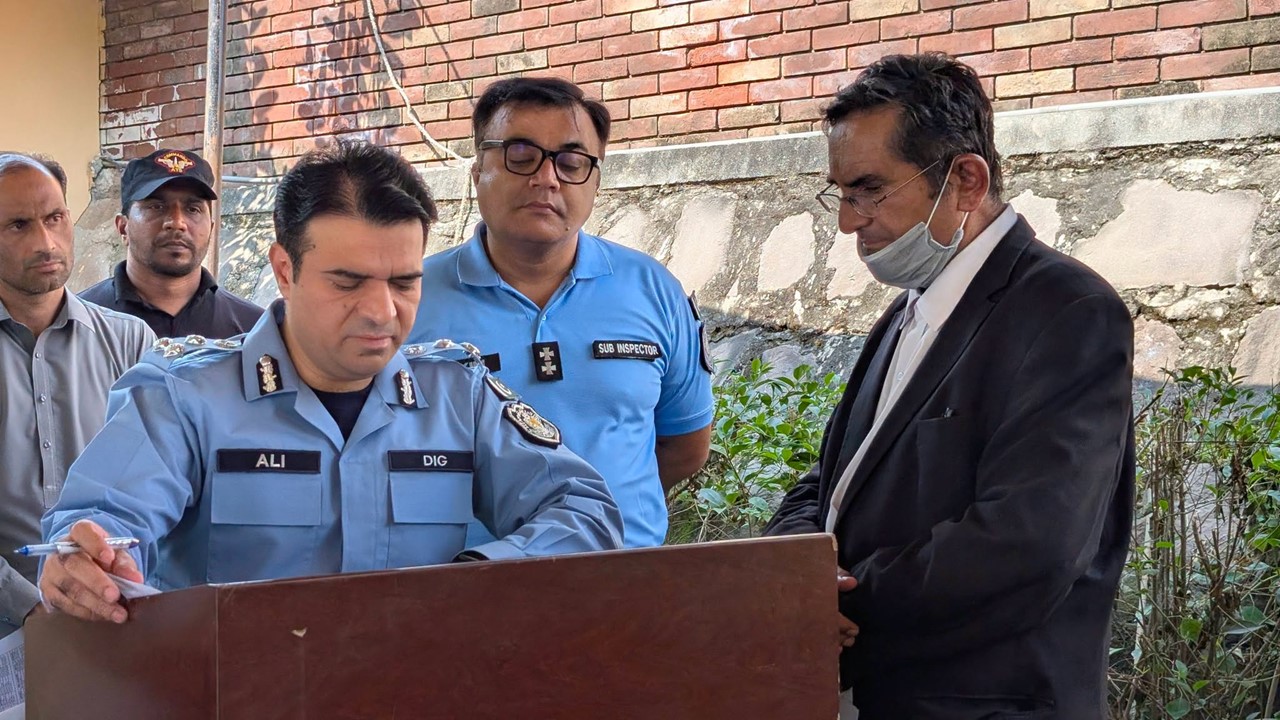 DIG Islamabad Promotes Public Facilitation, Dispute Resolution and Plantation