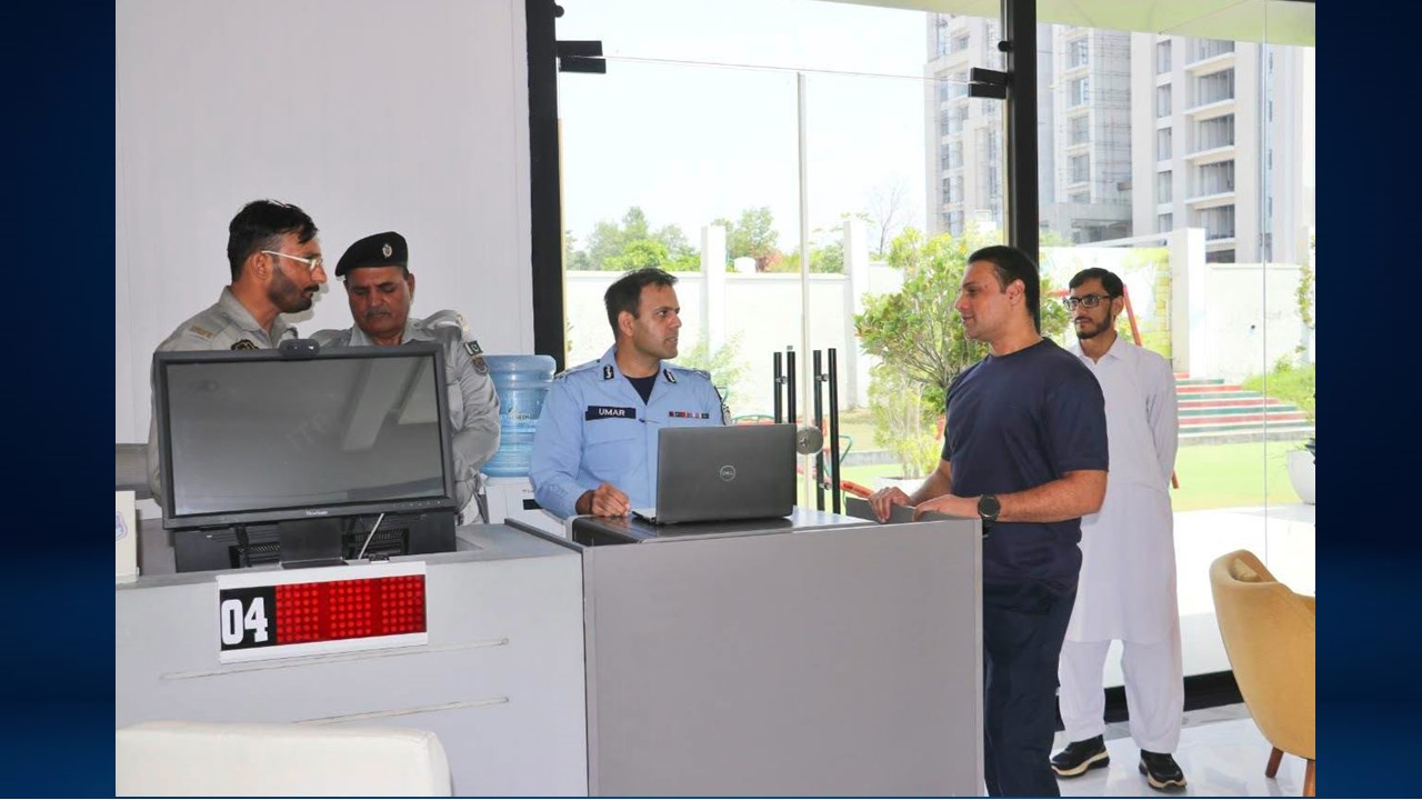 DIG Security Islamabad visits Police Khidmat Markaz CASCADE, reviews service delivery for Diplomatic Community