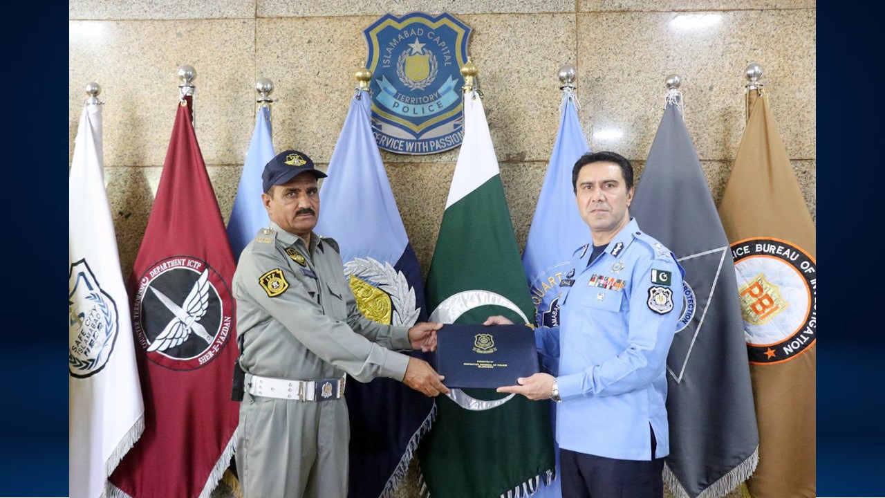 IGP Islamabad Commends Retiring DSP Muhammad Iqbal Ahmed for Dedicated Service; Recognizes Outstanding Officers and Officials