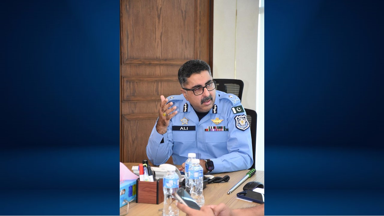 IGP Islamabad Reviews Law and Order, Traffic Management, Security and Safe City Upgradation