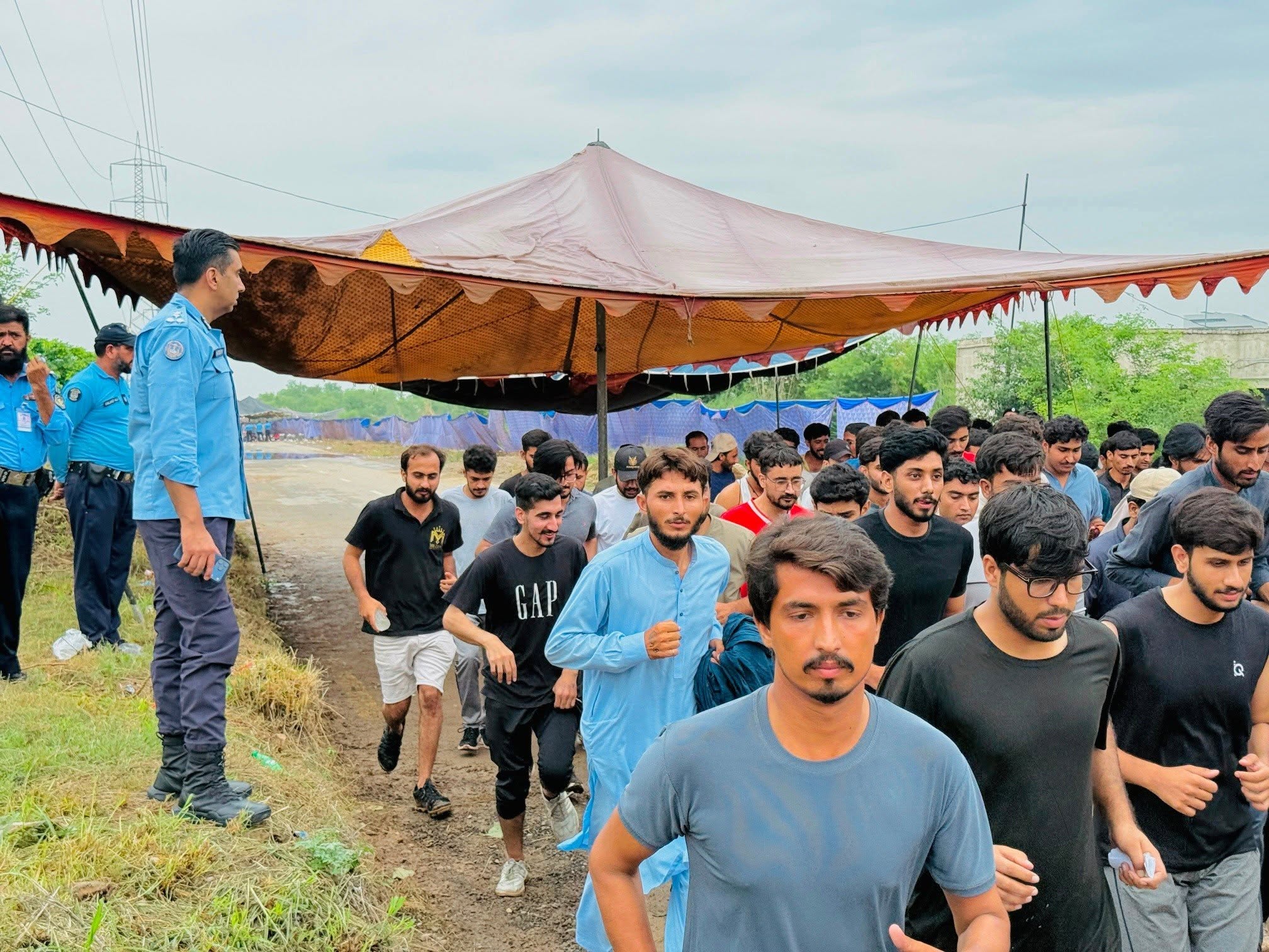 Senior police officers oversee Islamabad Police recruitment across test centers