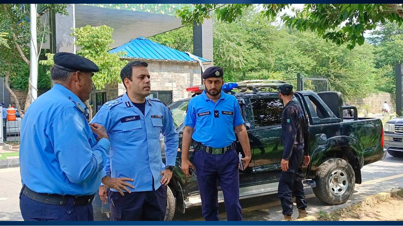 DIG Security visits various duty points in the Red Zone, reviews security measures