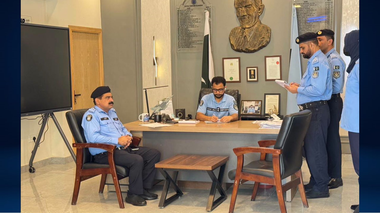 Islamabad Police Strengthen Open-Door Public Facilitation; SSP Operations Islamabad and Zonal SPs Hold Open Court